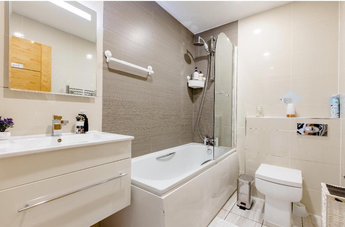 לונדון Charlotte Double Room מראה חיצוני תמונה