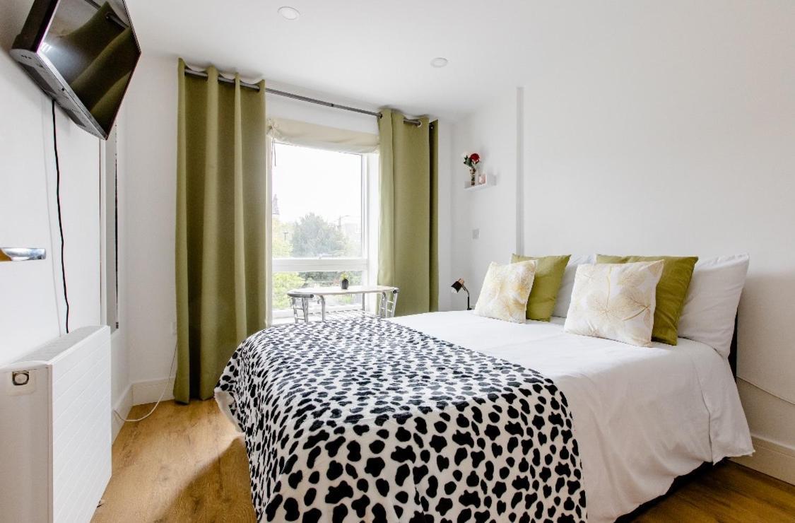 לונדון Charlotte Double Room מראה חיצוני תמונה
